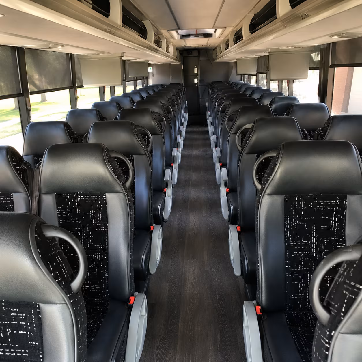 charter buses for napa valley corporate retreats and executive offsites