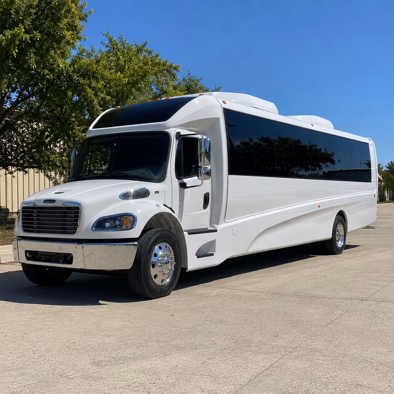 napa 25 passenger minibus