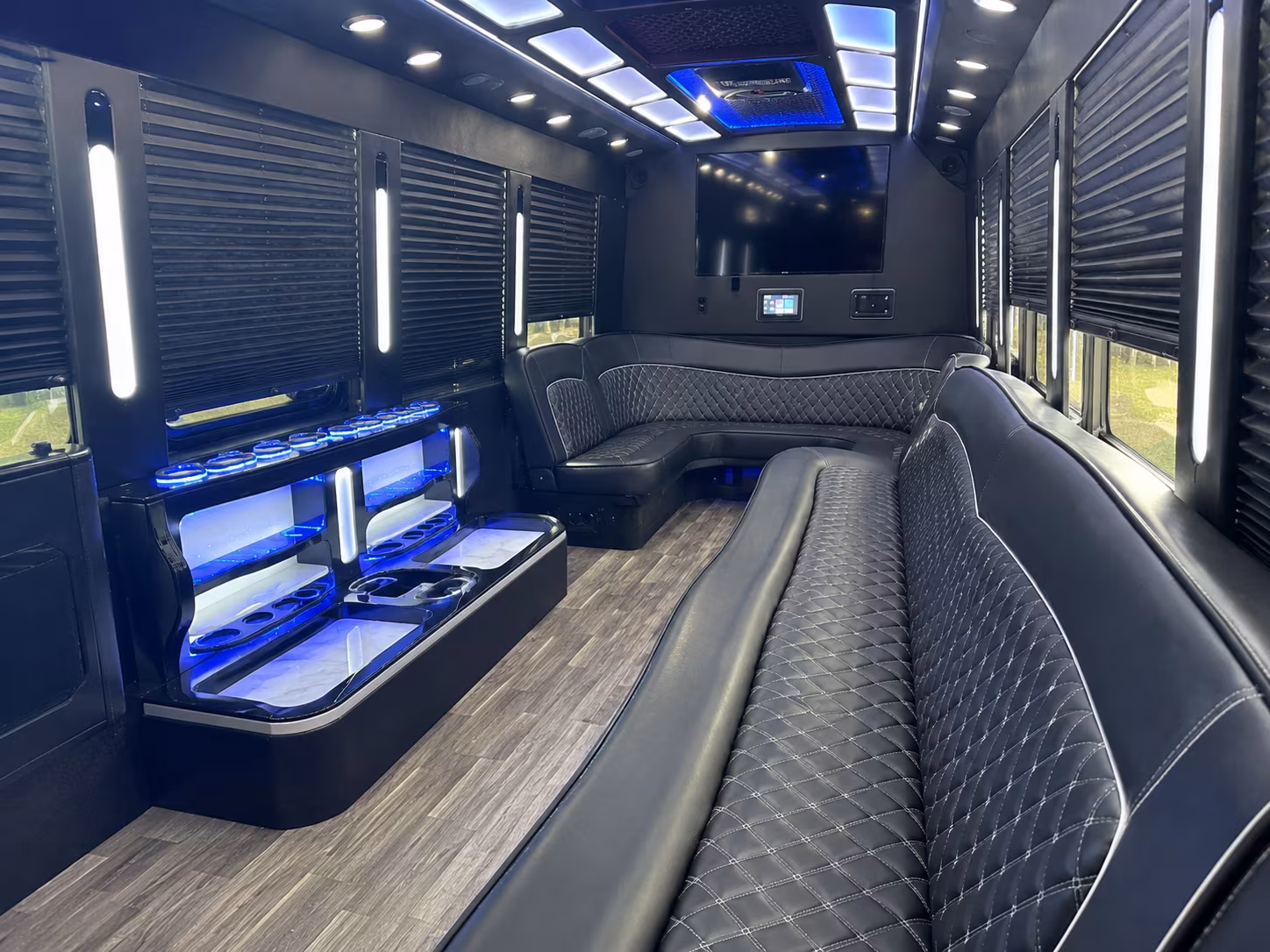 party buses and fan buses to sacramento kings and river cats games