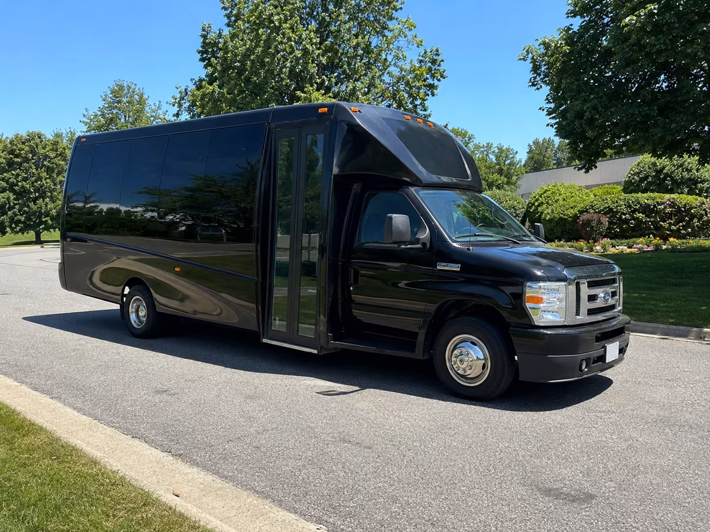 party buses to lincoln theater shows and yountville venue events